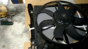 Замена радиатора охлаждения Volkswagen Jetta 1.4L turbo 2017 ??