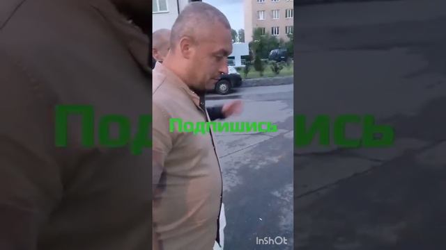 САВЁЛОВСКИЙ ВОКЗАЛ . БЕЗДОМНЫЕ БОМЖИ #москва #лайк #подпишись #бомж смотреть онлайн