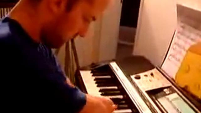 На пианино без рук смотреть онлайн