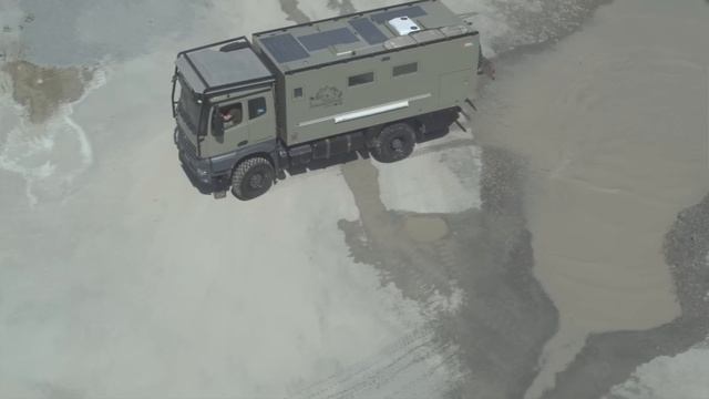 Ultimate Off-road Test with Mercedes-Benz Arocs 4x4 6x6 and 8x8 ►| Learn with Pro Daimler coach смотреть онлайн