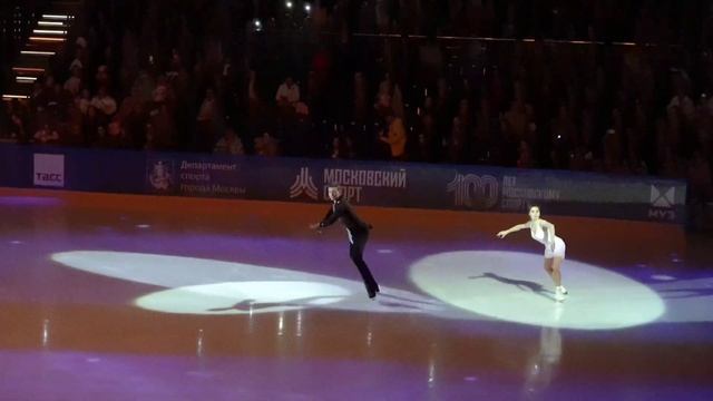 Анастасия Мишина и Александр Галлямов на шоу "Влюблённые в фигурное катание" смотреть онлайн
