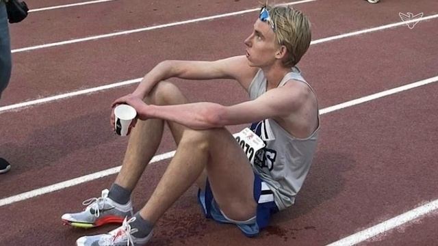 Simeon Birnbaum's memorable junior year | In Play смотреть онлайн