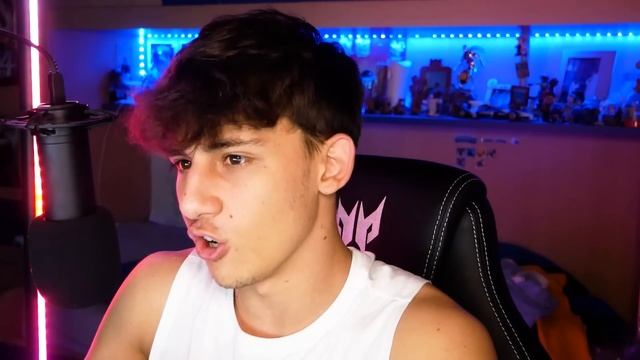 ?No Regular Music | La NUOVA SCUOLA! | itsDani REACTION смотреть онлайн