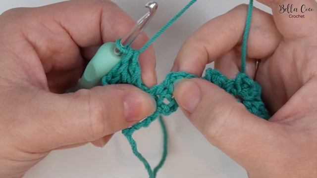 Left Handed Crochet - Primrose Stitch - Easy Blanket Stitch смотреть онлайн