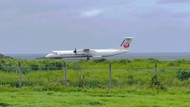 Ryukyu Air Commuter RAC 724 from Yonaguni OGN to Naha OKA 琉球エアコミューター 724便 与那国 発 沖縄那覇 行 DHC8ｰQ400CC смотреть онлайн