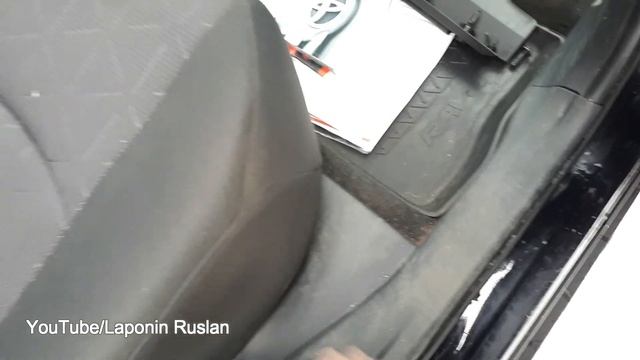 Toyota RAV4. Как снять заднее сидение. How To Remove The Back Seat.