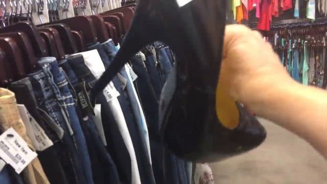 Американские КОМИССИОНКИ ненужные вещи сдать и получить деньги смотреть онлайн