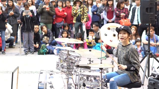 2017/4/1 羅小白S.White - Pati pati (io樂團) 4K畫質 in 新竹Big City遠東巨城購物中心 смотреть онлайн