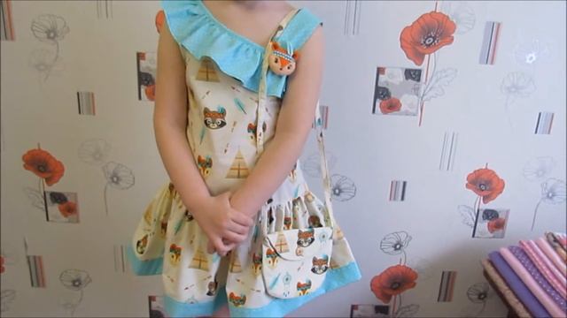 Обзор платья на одно плечо))) смотреть онлайн