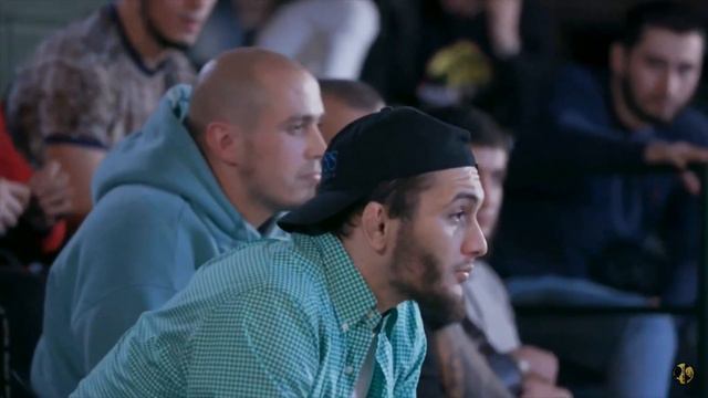 Абу Добряк все высказал, полез в борьбу под арабский басс || комбо отрывок смотреть онлайн