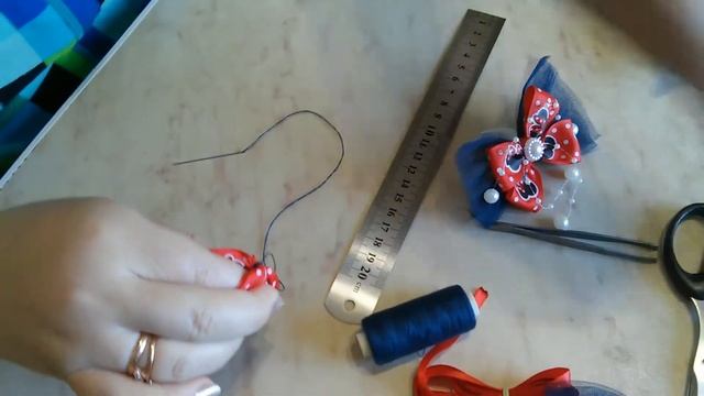 Как сделать заколку "Бантик Микки Мауса" смотреть онлайн