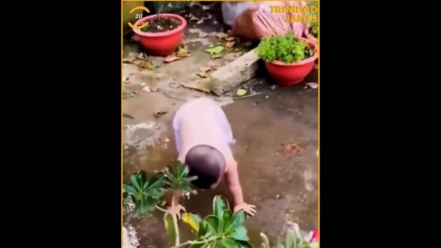 УПАДЁШЬ СО СМЕХУ! СУПЕР СМЕШНЫЕ ДЕТКИ! смотреть онлайн