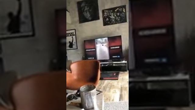Гуф смотрит влог о себе, предъевляет автору канала смотреть онлайн