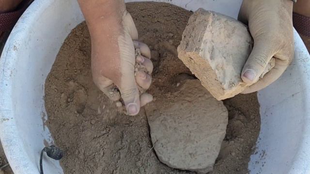 Asmr ( read description ) pure red Dirt crumbling videos #asmr #cement #youtube #full смотреть онлайн