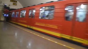 Именной поезд петербургского метро - ,,Красная стрела».
