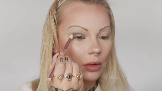 pamela anderson makeup transformation смотреть онлайн