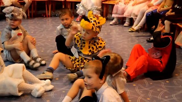 Новогодний утренник в старшей группе смотреть онлайн