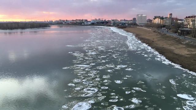 Ледоход на Иртыше в Омске 2020 смотреть онлайн