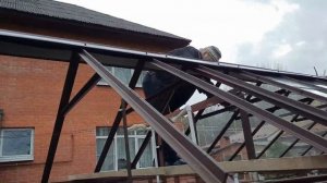 Стеклим теплицу