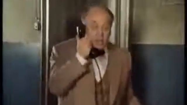 А кто не пьет! Назови! Нет, я жду! 1 смотреть онлайн