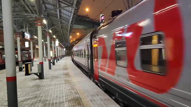 "С вагоном СОЧИ" Электровоз ЭП2К - 176 с пассажирским поездом Санкт-Петербург - Адлер смотреть онлайн