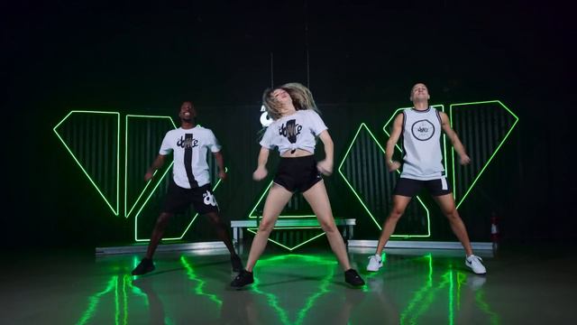A Nova Moda - Kysha, Luna e BR da Tijuca | FitDance (Coreografia) смотреть онлайн