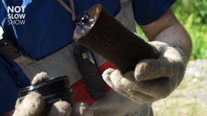 Меняем масло ДВС на Chevrolet авео т-300 в поле своими руками!