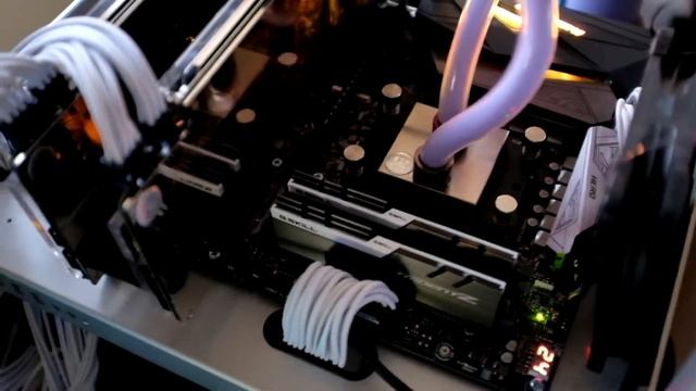 This week's set up - Ryzen 7 1800X/Crosshair 6 смотреть онлайн