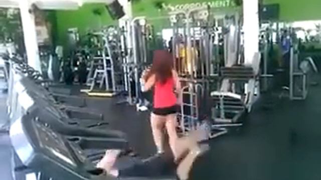 Упал с тренажера - значит отжался смотреть онлайн