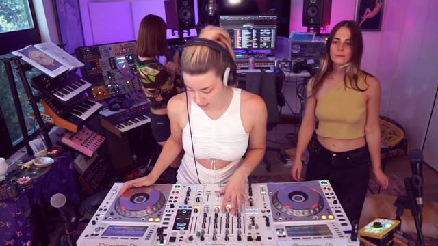 HANAWINS - 2024-08-28 - SOUND LA PRE PARTY!!! HANA x Qrion x Nicky Elisabeth B3B