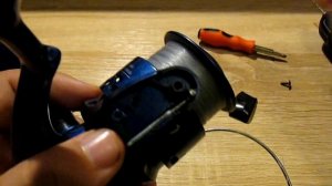 Ремонт безинерционной катушки (возвратная пружина дужки лескоукладывателя)