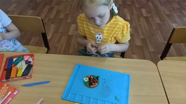 Божьи коровки от средней группы № 5 (лепка) смотреть онлайн