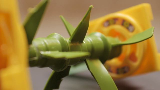 making Warhammer models out of literal trash смотреть онлайн