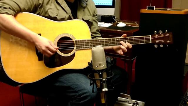 Martin D-35 Acoustic Guitar Demo смотреть онлайн