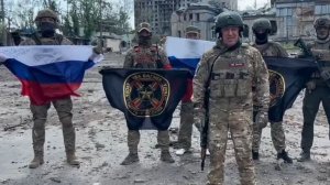 ЧВК _ВАГНЕР_ КОНЦЕРТ ПРОДОЛЖАЕТСЯ __БАХМУТ НАШ ПОЛНАЯ ВЕРСИЯ С ВОДРУЖЕНИЕМ ФЛАГОВ
