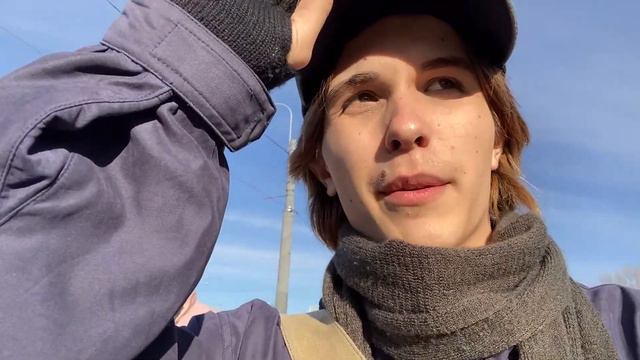 УЕХАЛ ДОМОЙ ИЗ ПИТЕРА | всё таки дома лучше? смотреть онлайн