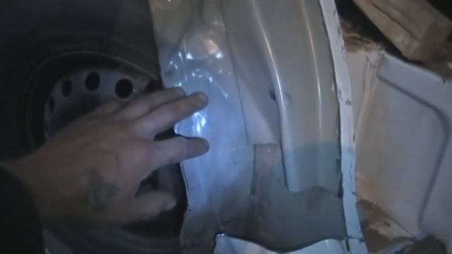 Часть1 ОПЕЛЬ ВИВАРО ремонт порога вытяшки подгонки виризка. смотреть онлайн