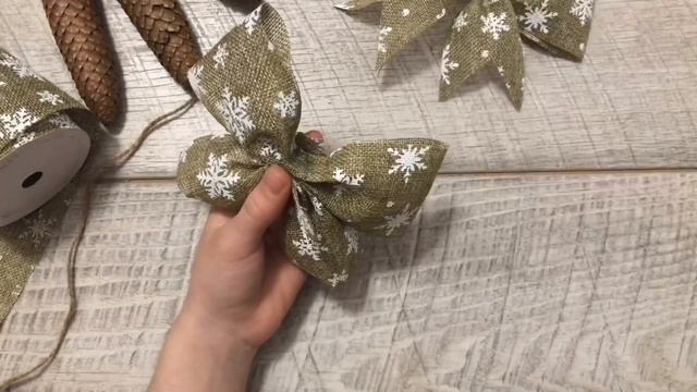 Декор из еловых шишек Новогодние Поделки своими руками Ёлочные игрушки украшения своими руками смотреть онлайн