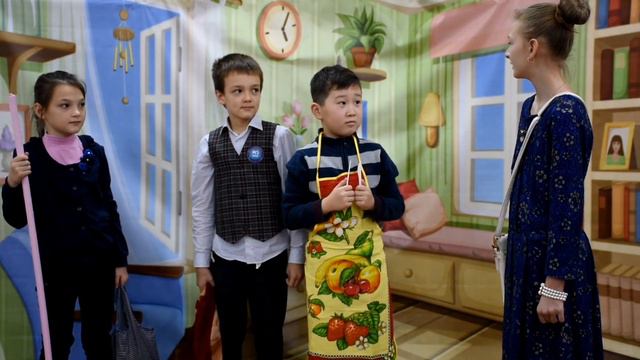 Поздравление С Днем Матери от театральной студии 