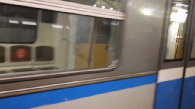 81 740.4/741.4 на станции Бульвар Дмитрия Донского смотреть онлайн