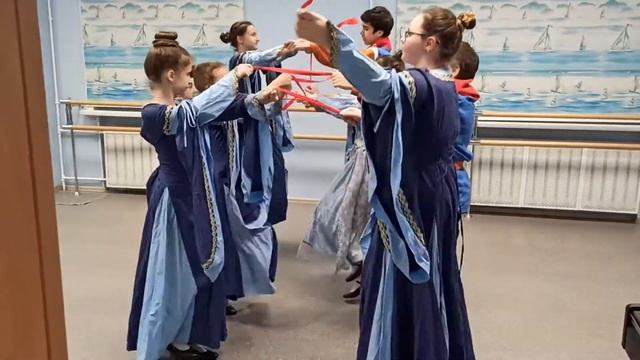 Фарандола. Хореографическая студия "AZ-ART" смотреть онлайн