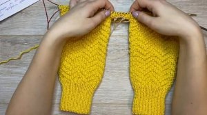 Детский комбинезон спицами / Для новорожденного / Комбинезон снизу вверх