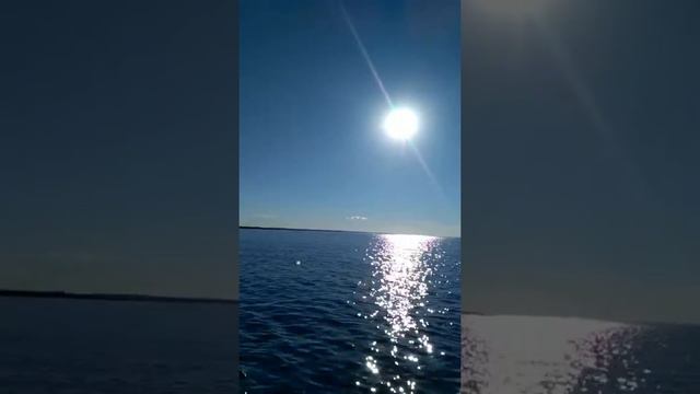 На заливе красота воды смотреть онлайн