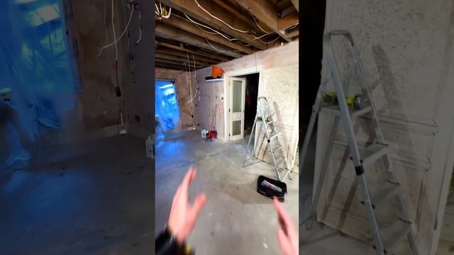 Tape Measure Spider-Man 🕸️ + some friends… смотреть онлайн