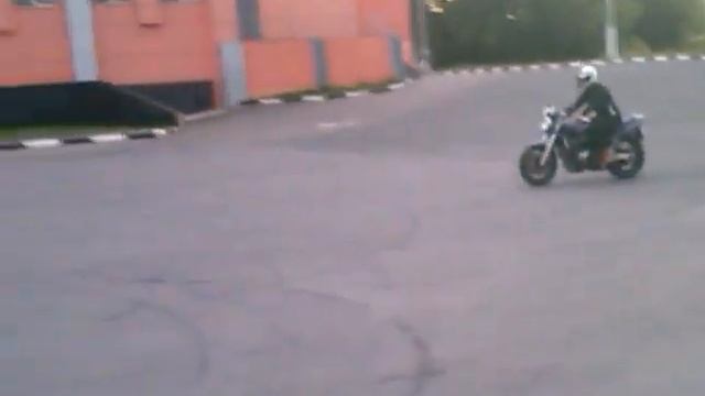 ☠O-Z☠ Suzuki Bandit 400, Дубль#2 [Вставание на задние колесо] смотреть онлайн