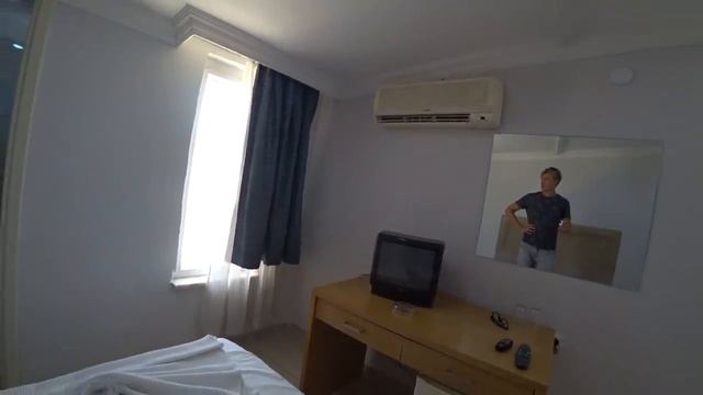 ТУРЦИЯ ?? САМЫЙ ДЕШЕВЫЙ ОТЕЛЬ! НАШ НОМЕР В KINGAS HOTEL. АЛАНЬЯ 2020 смотреть онлайн