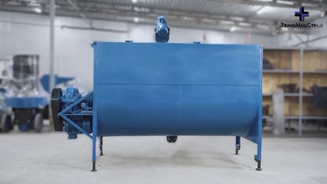 Горизонтальний змішувач кормів - шнек подачі Вихор-2000 смотреть онлайн
