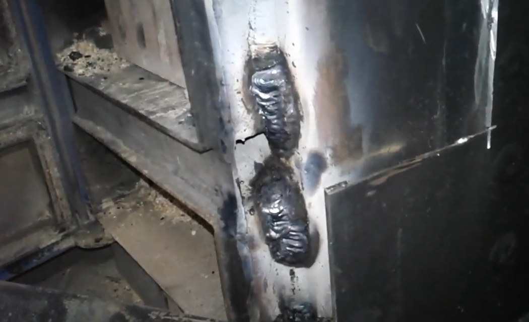 Ремонт утечки котла. Сварка и поиск трещин 1 Часть смотреть онлайн