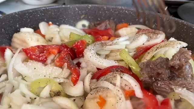 SABZAVOTLI DIMLAMA | ВКУСНЯТИНА из ОВОЩЕЙ | Узбекистан , БУХАРА смотреть онлайн