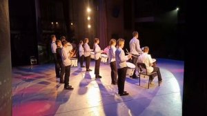 Ансамбль барабанщиков "12/15" и барабанщиков "Я Могу" на инклюзивном фестивале "Стремление к Солнцу"